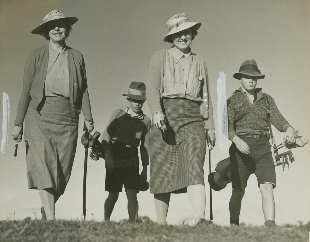 Golf Getaways: Couples, Families, Groups & Weekend Escapes