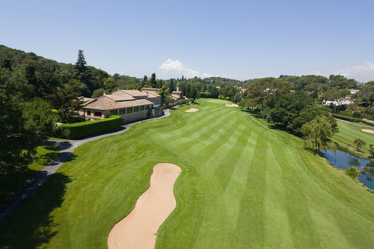 Luxury Golf Vacations & Golf Cruises